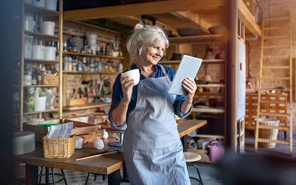 5 Common Artist Bio Problems & How to Fix Them