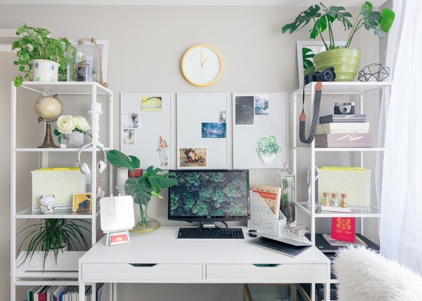 7 Ways to Land More Sales with Your Online Art Portfolio