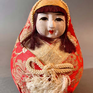 Large Nishiki Himedarma doll - Kimekomi ningyō