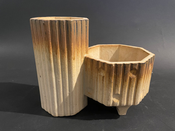 Two compartment ceramic ikebana vase