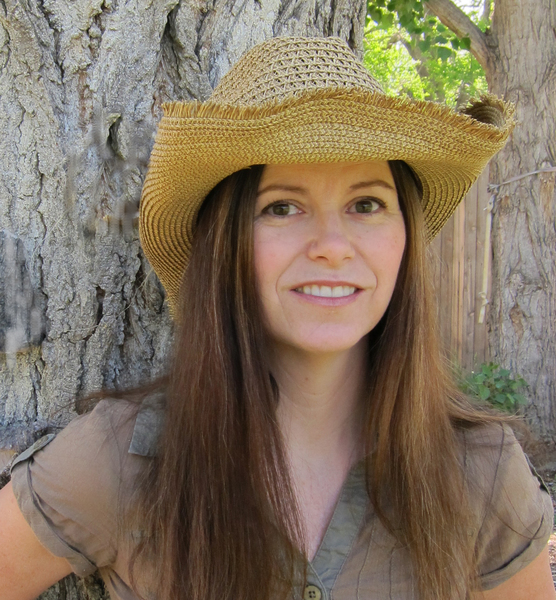 Why Acclaimed Artist Jane Hunt Uses Artwork Archive