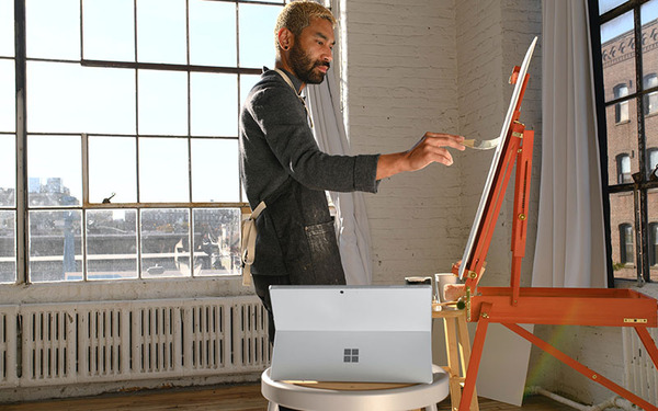 How to Write an Artist CV to Get More Opportunities